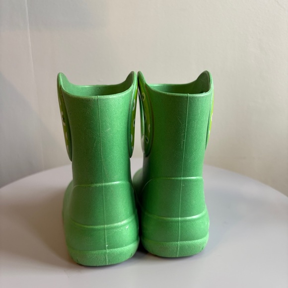 Okabashi Kids Green Rain Boots, Mashine Washable. Sz 7 - Picture 2 of 3